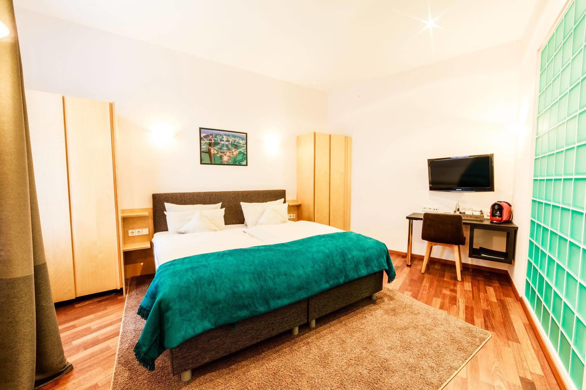 Kaiserhof 4*